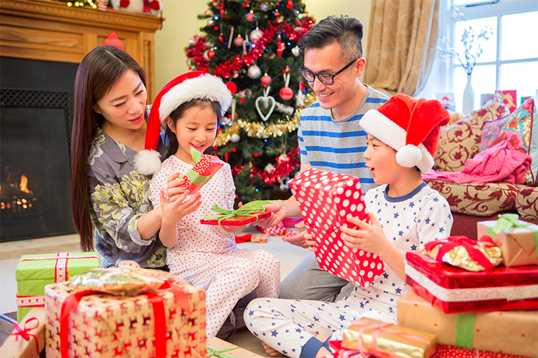 BOLA libur natal di rumah ISI